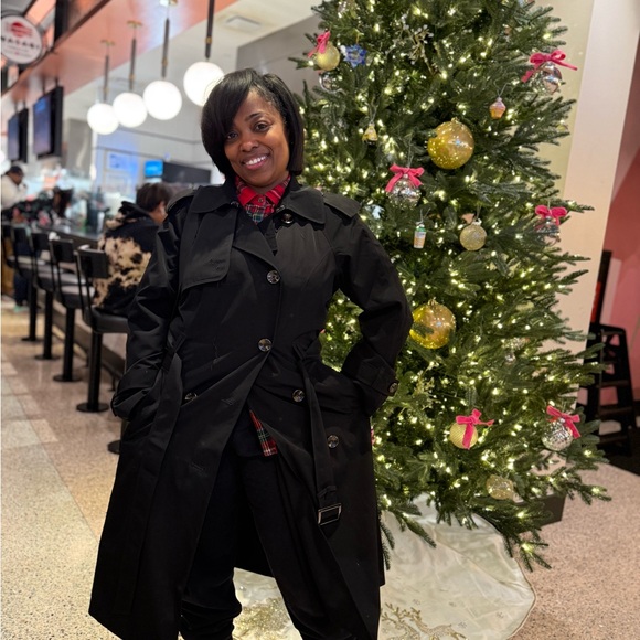 Meet your Posher, Marquis - Picture 5 of 10